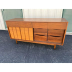 1960s Hooker Mainline 10-Drawer Walnut Long Dresser With Reversible Sliding Doors