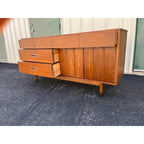 1960s Hooker Mainline 10-Drawer Walnut Long Dresser With Reversible Sliding Doors