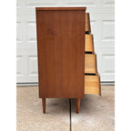 1960s Ward Furniture Mid-Century Modern 4-Drawer Chest of Drawers