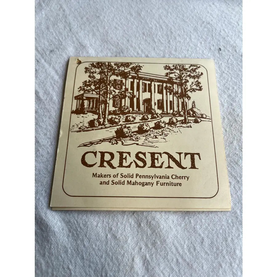 1970s Cresent Furniture Queen Anne Cherry 4-Drawer Lined Silver Flatware Chest