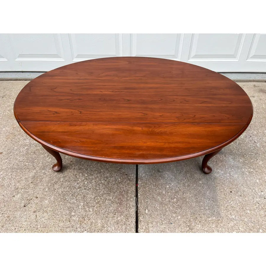 1970s Henkel Harris Queen Anne Cherry Drop Leaf Oval Coffee Table