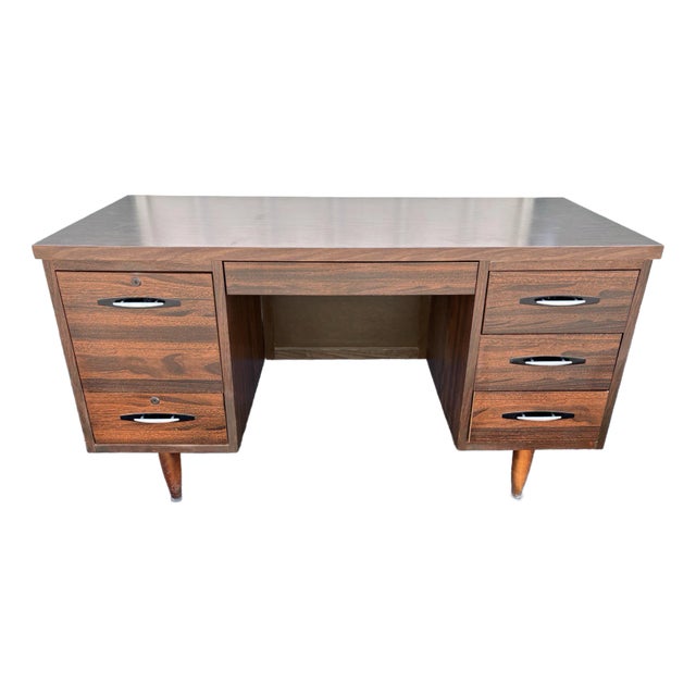 1970s Mid-Century Modern Walnut Kneehole Tanker Desk