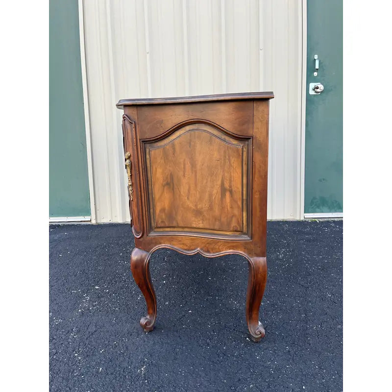 1980's Baker Furniture Louis XV Walnut Chest of Drawers or Commode