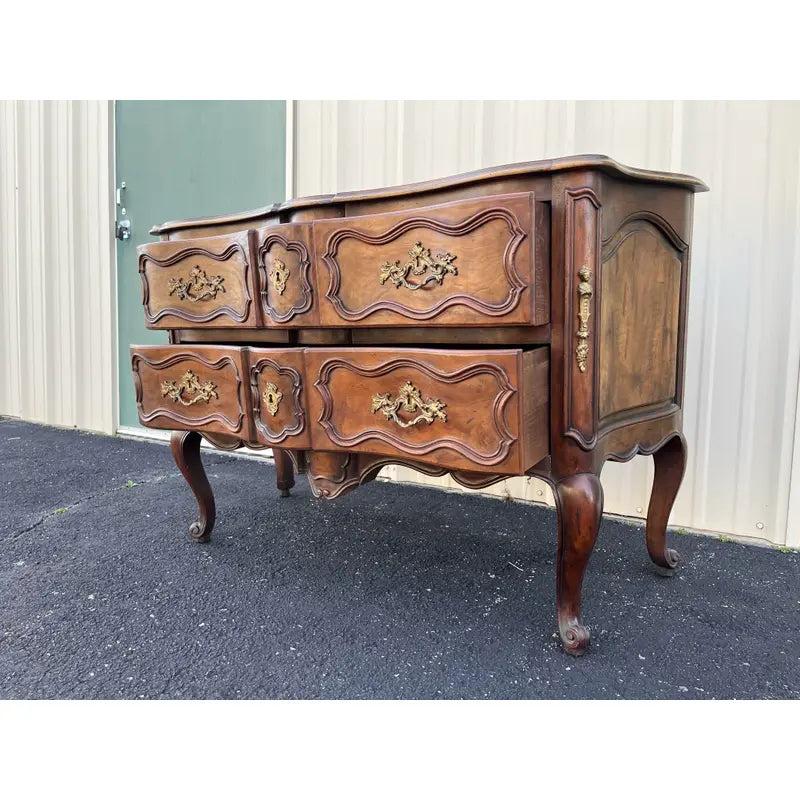 1980's Baker Furniture Louis XV Walnut Chest of Drawers or Commode