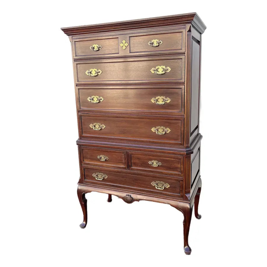1980s Davis Cabinet Co Queen Anne Cherry Flat Top Highboy Chest of Drawers
