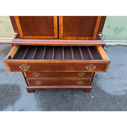 1980s Hickory White "The American Masterpiece Collection" Georgian Style Banded Mahogany Media Armoire