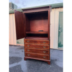 1980s Hickory White "The American Masterpiece Collection" Georgian Style Banded Mahogany Media Armoire