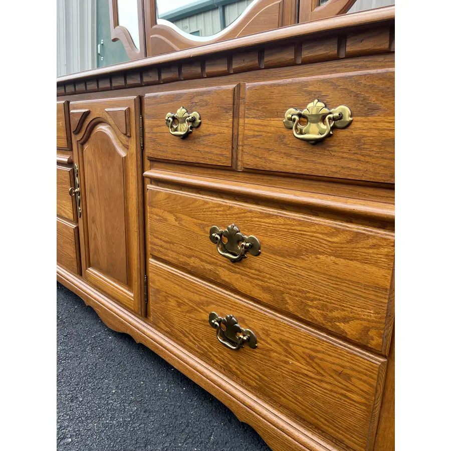 1980s Thomasville Oak 9 Drawer Long Dresser and Tri-Fold Mirror