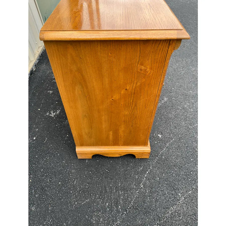 1980s Thomasville Oak 9 Drawer Long Dresser and Tri-Fold Mirror