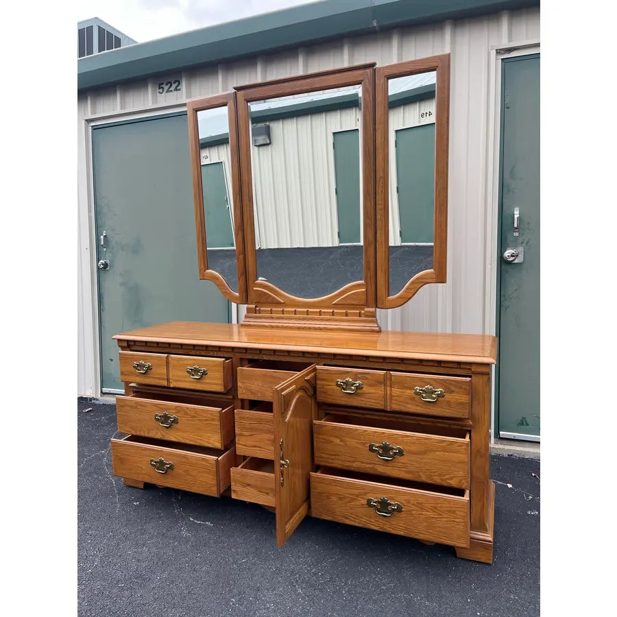 1980s Thomasville Oak 9 Drawer Long Dresser and Tri-Fold Mirror