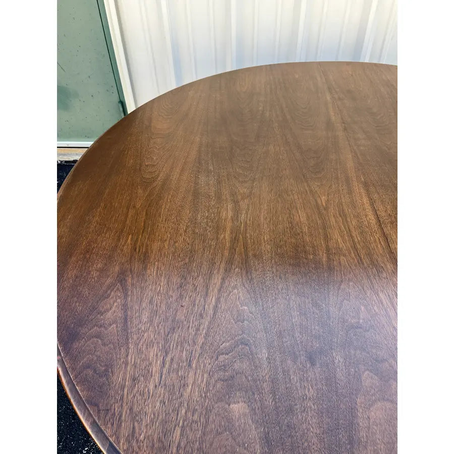 Early 1900s Large Round Oak Farmhouse Dining Table