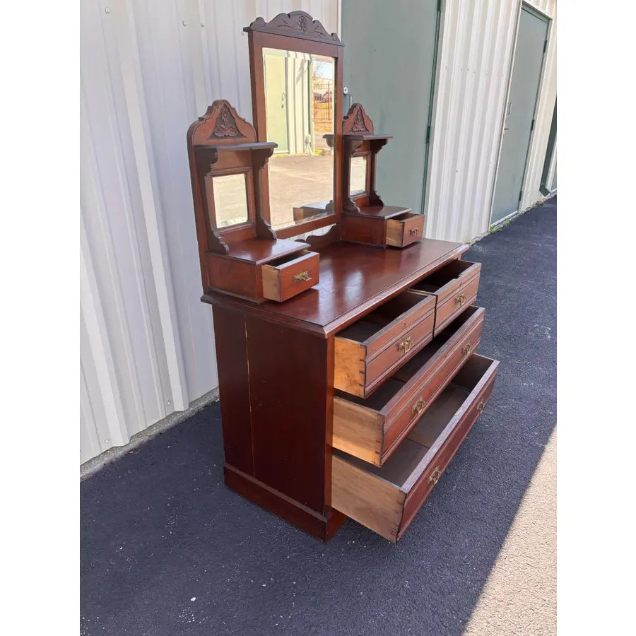 Early 1900's Victorian Eastlake Mahogany Ladies Dresser Vanity