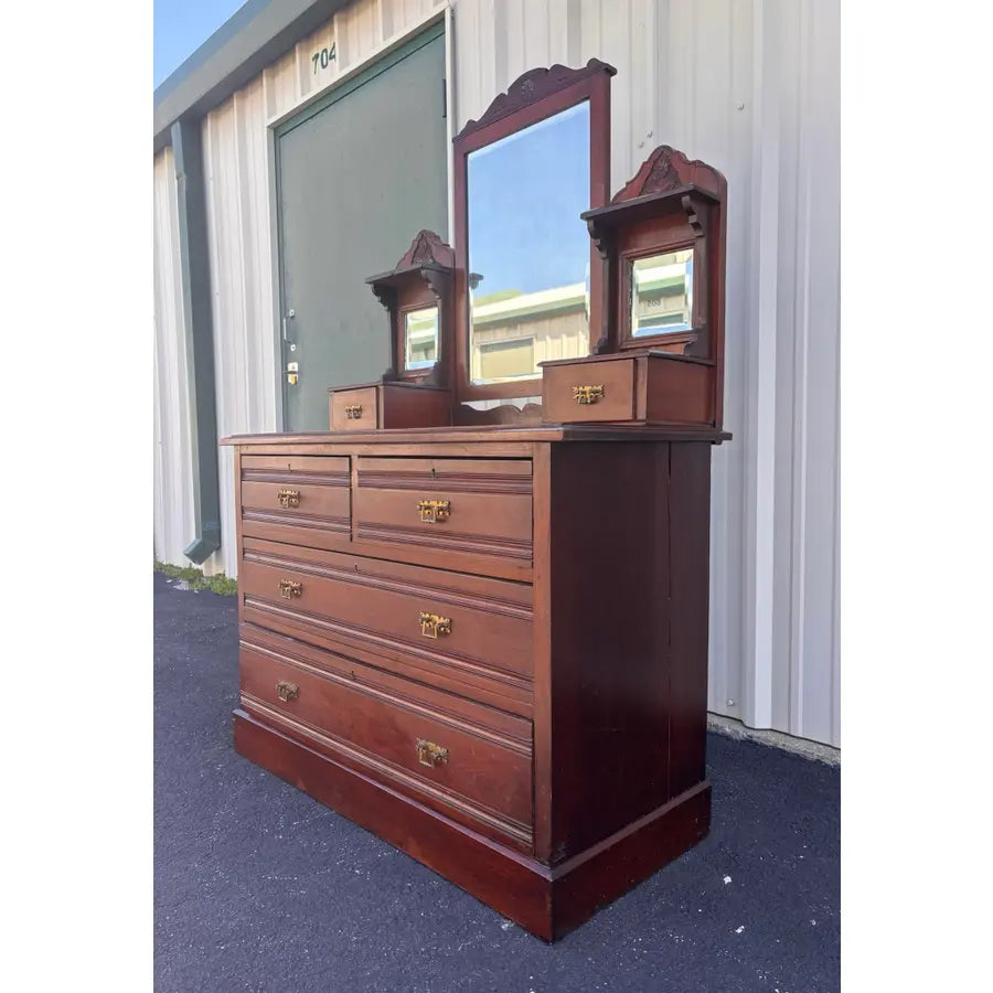 Early 1900's Victorian Eastlake Mahogany Ladies Dresser Vanity