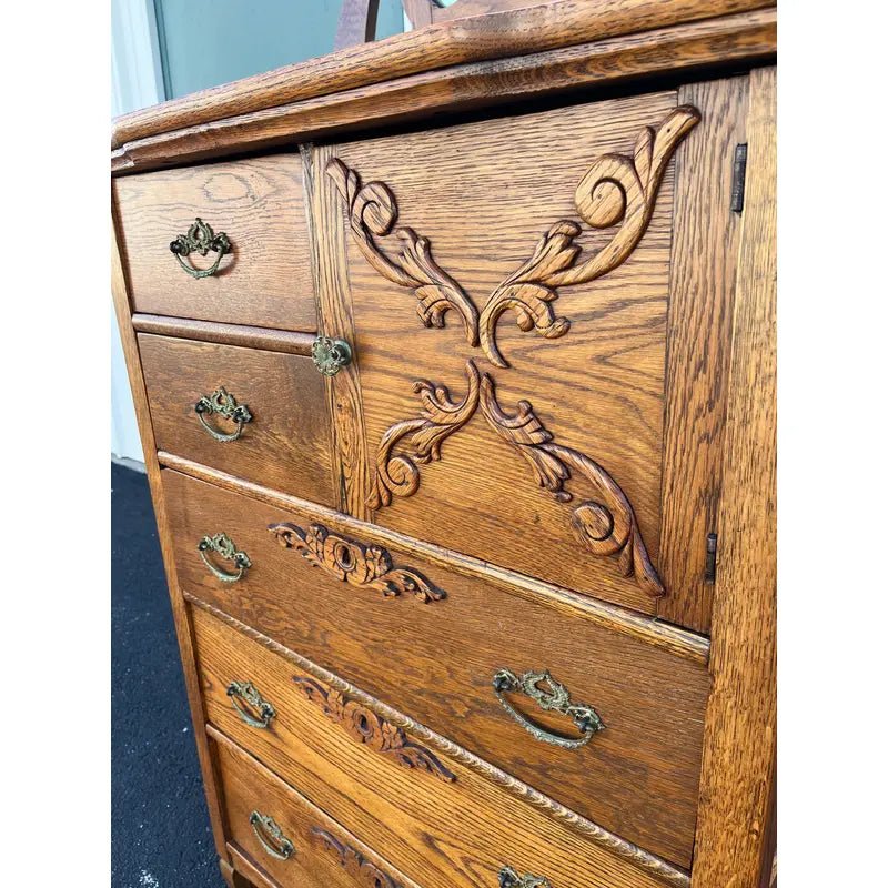 Early American Tiger Oak Tall Chest of Drawers With Mirror