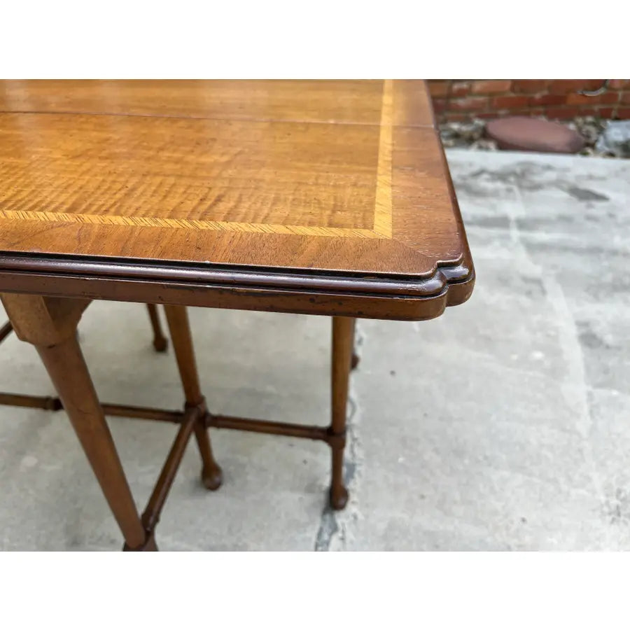 Henredon Mid Century Modern Inlaid Walnut Gateleg Table