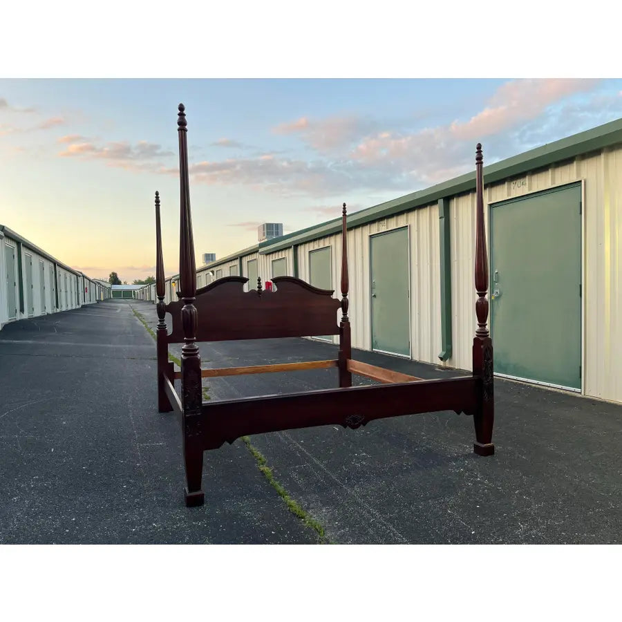 Kincaid Furniture Limited Edition General William Lenoir King Poster Bed Frame