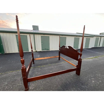Kincaid Furniture Limited Edition General William Lenoir King Poster Bed Frame