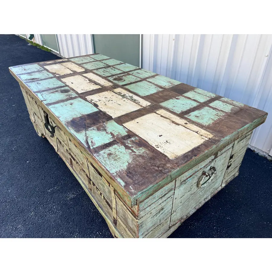 Large American Primitive Oak Trunk Table- Late 1800s