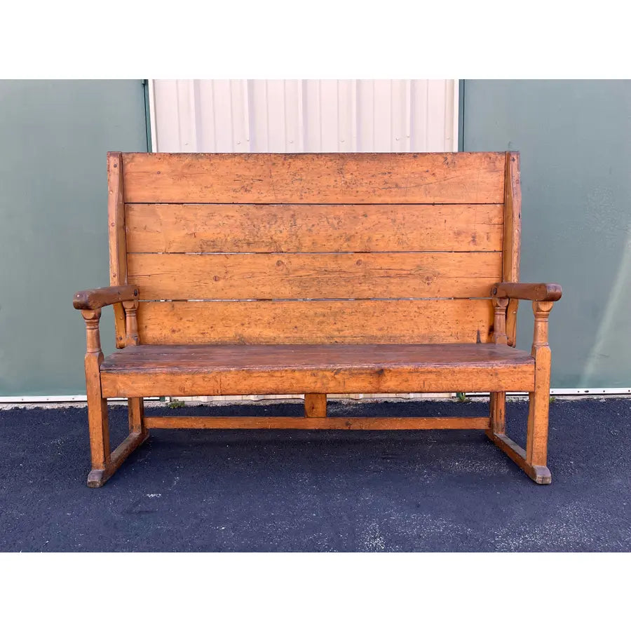 Rustic American Oak Farmhouse Hutch Table C. 1800-1820