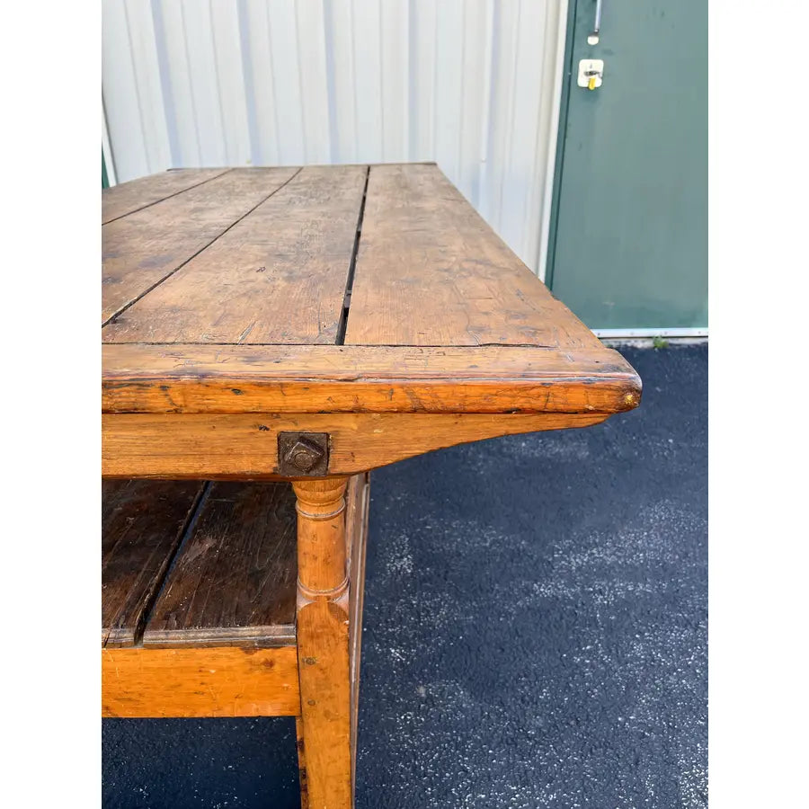 Rustic American Oak Farmhouse Hutch Table C. 1800-1820