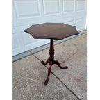 Scalloped Edge Inlaid Octagonal Mahogany Lamp Side Table