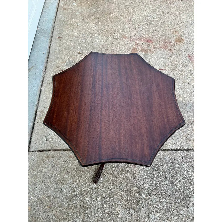 Scalloped Edge Inlaid Octagonal Mahogany Lamp Side Table