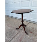 Scalloped Edge Inlaid Octagonal Mahogany Lamp Side Table