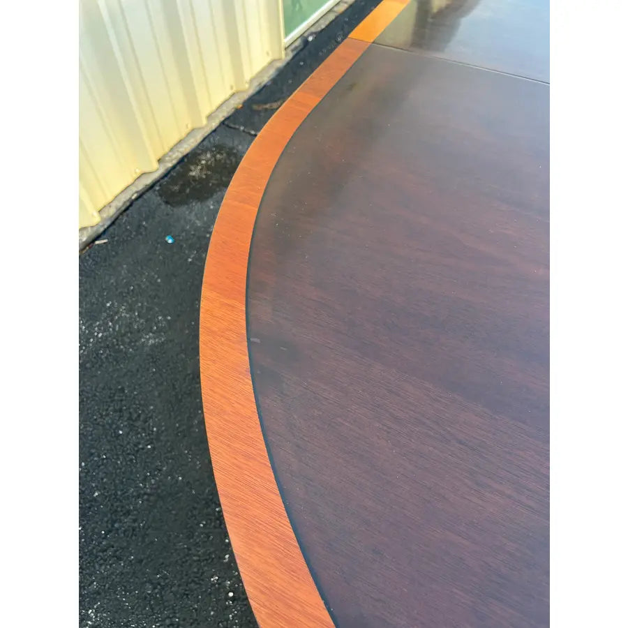 Stickley Federal Style Banded Mahogany Inlaid Extension Dining Table