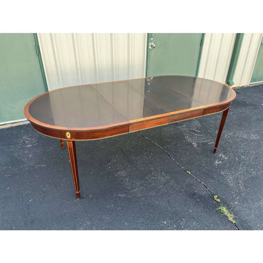 Stickley Federal Style Banded Mahogany Inlaid Extension Dining Table