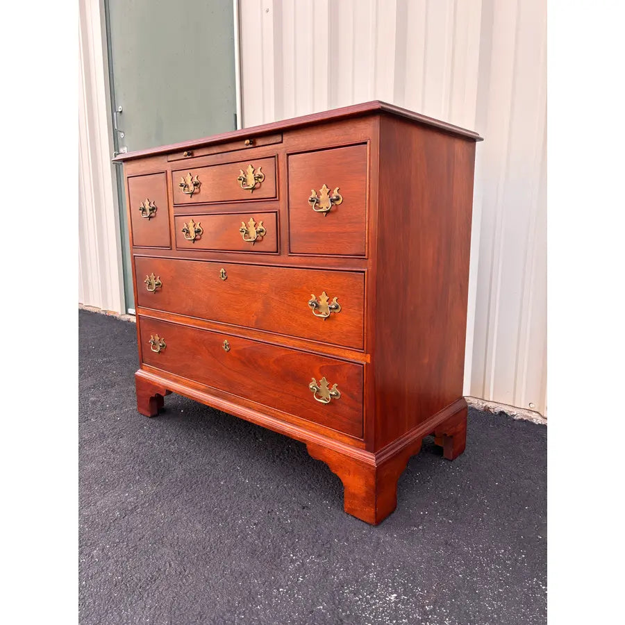Stickley Georgian Style Mahogany 6-Drawer Chest of Dresser