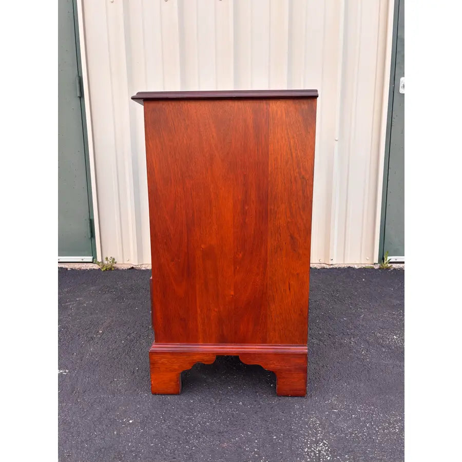 Stickley Georgian Style Mahogany 6-Drawer Chest of Dresser