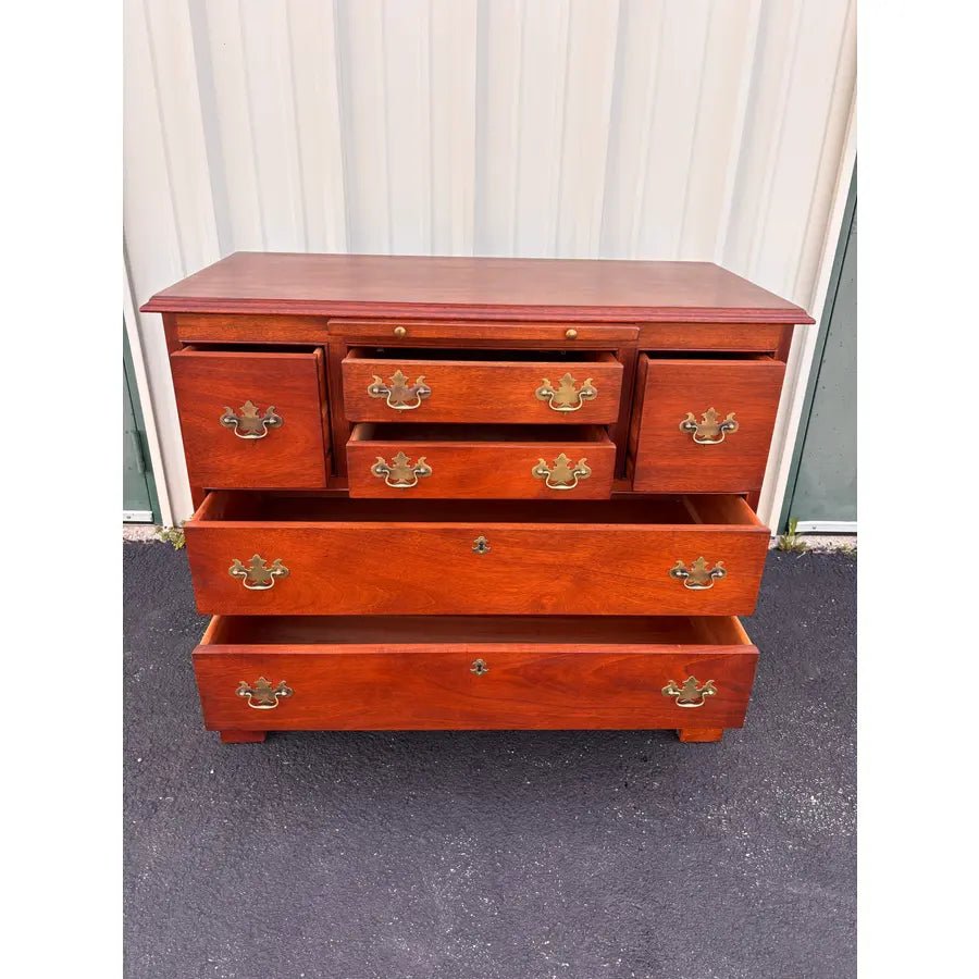 Stickley Georgian Style Mahogany 6-Drawer Chest of Dresser