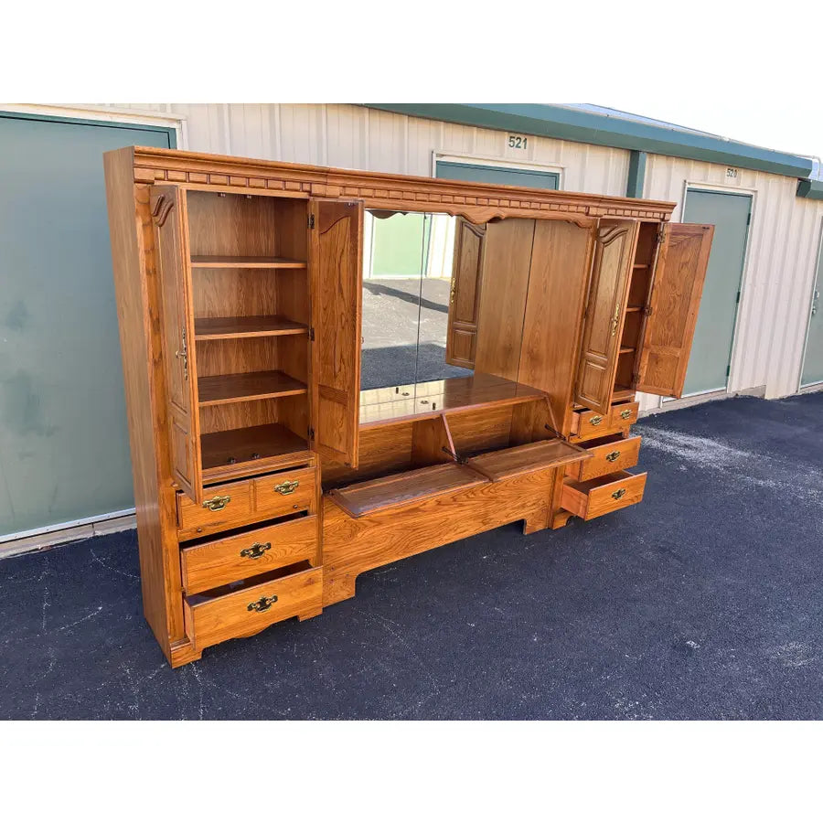 Thomasville Illuminated Oak Queen Bed Unit- Headboard, Bridge, Nightstand Armoires, and Mirror