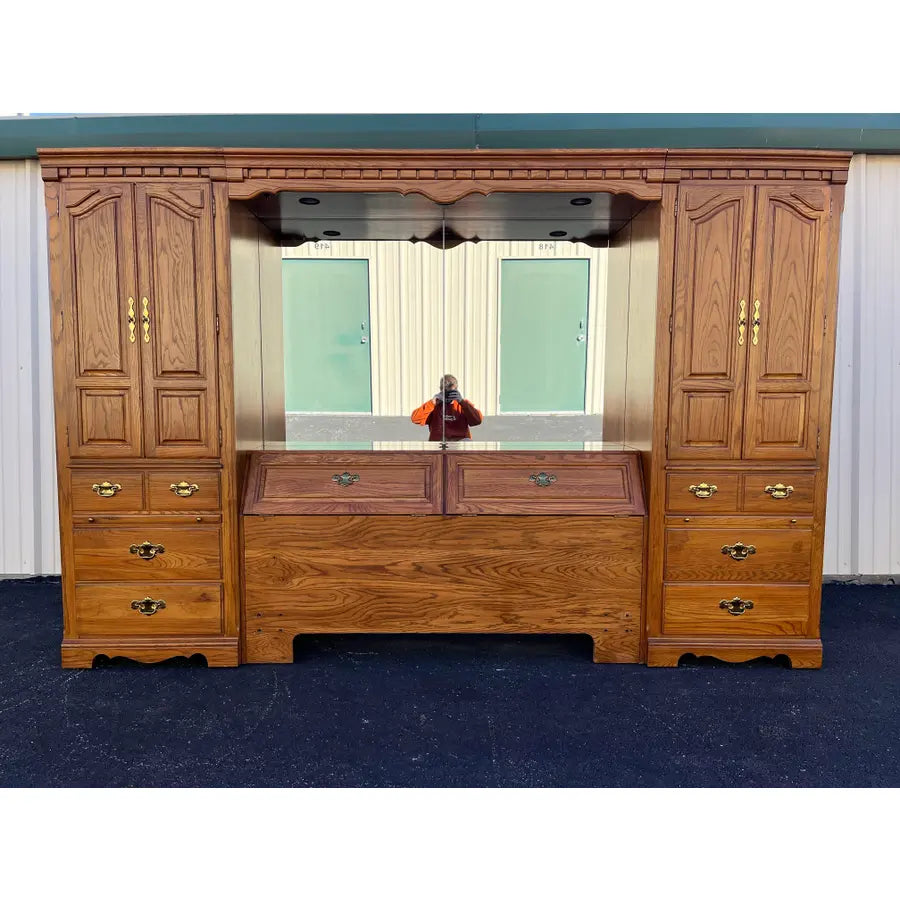 Thomasville Illuminated Oak Queen Bed Unit- Headboard, Bridge, Nightstand Armoires, and Mirror