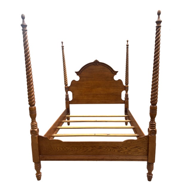 Traditional Oak Queen Size Rope Twist Four Poster Bed Frame