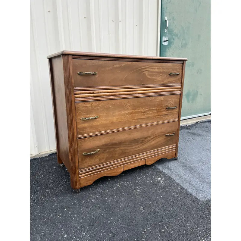 Traditional Style Walnut 3- Drawer Chest of Drawers